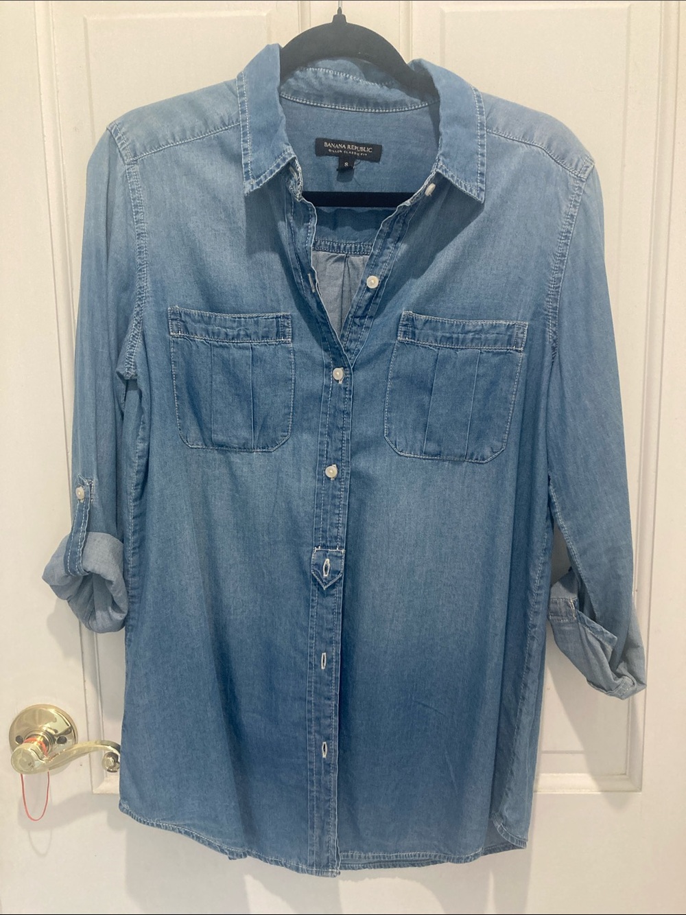 Banana Republic Denim Button-Up Shirt in Light Blue